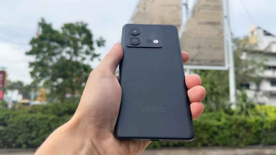 Obzor smartfona VIVO IQOO NEO 8