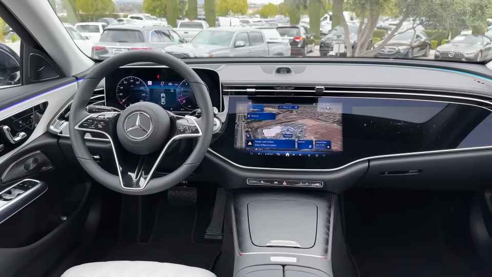 Inter'er Mercedes-Benz E450