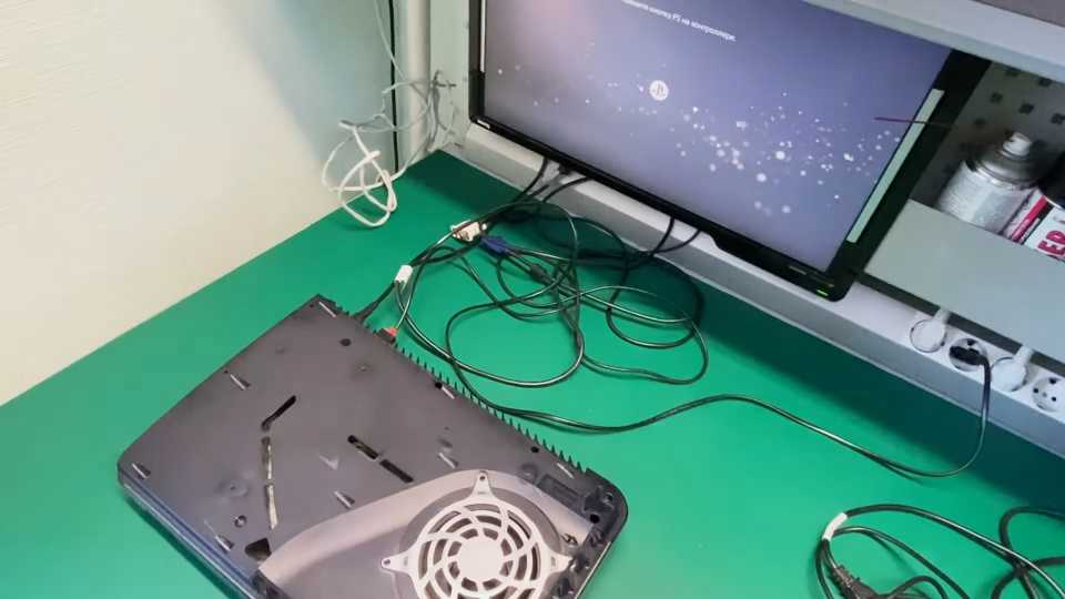 Zamena zhidkogo metalla v PlayStation 5