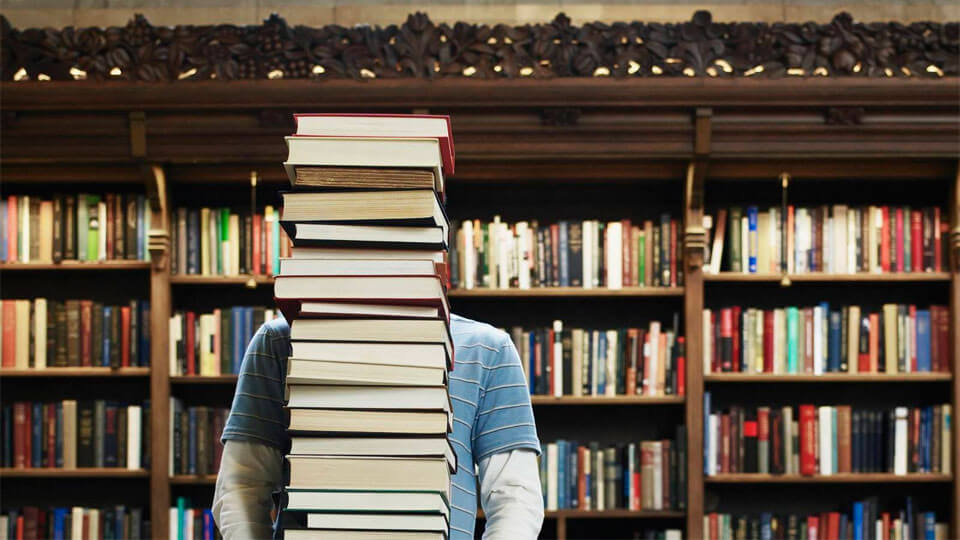 «вКонтакте» почистят от пиратских книг