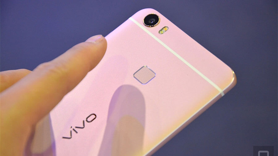 VIVO Xplay 5 Elite - kitajcy sozdali kopiju dvuh topovyh smartfonov