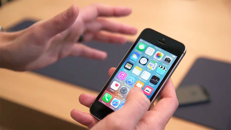 Все модели iPhone в одном ролике